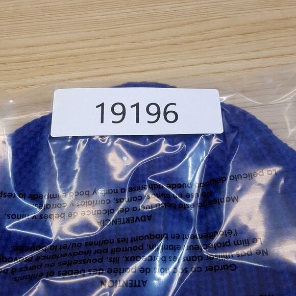 TOMMY HILFIGER Mens Beanie Hat Blue Shaker Cuff Logo Ghost Patch - Picture 3 of 3